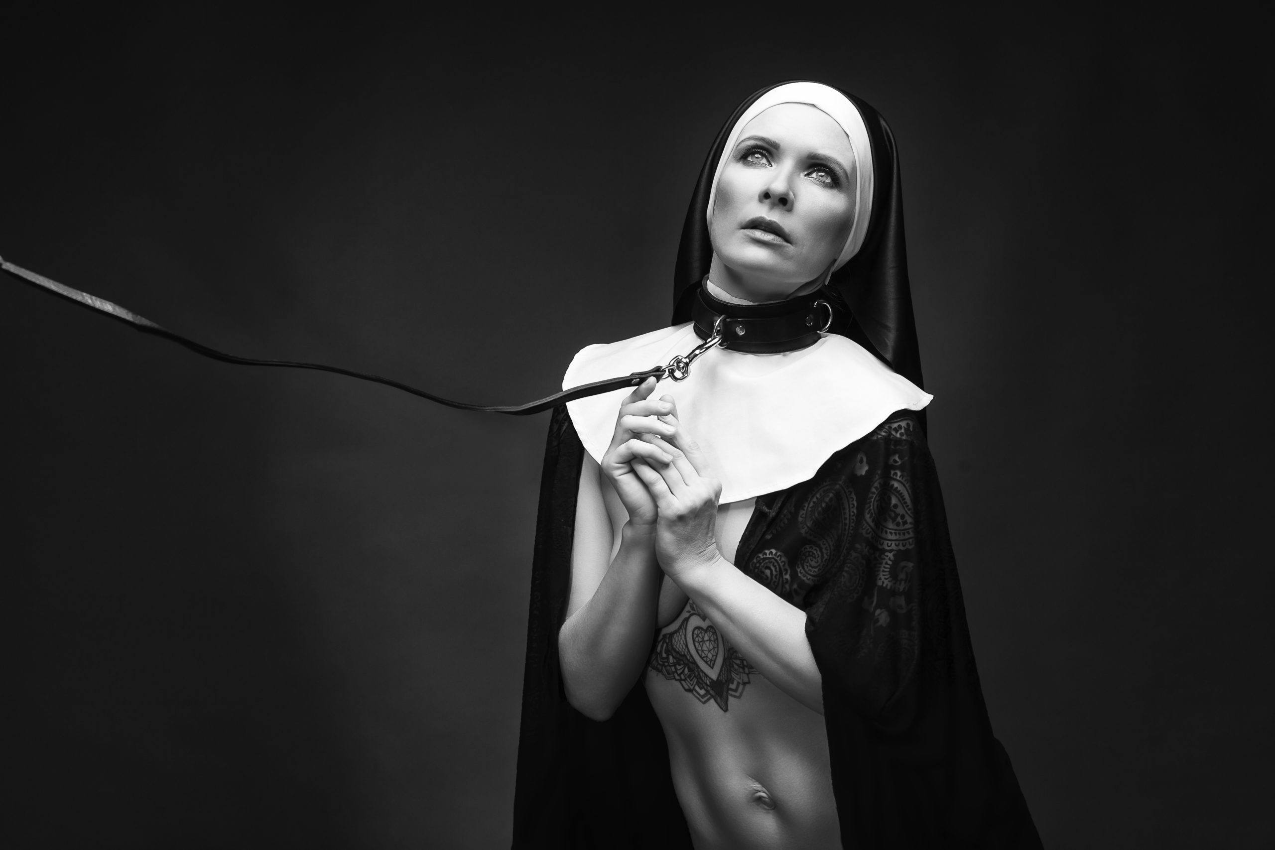 Erotic nun project Model: Emilie Kõu. 